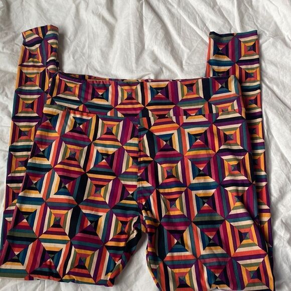 LuLaRoe colorful leggings - Picture 1 of 3